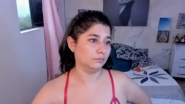 alinabozz1 online show from April 30, 2026, 10:25 pm