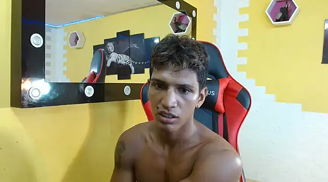 mau elixxx online show from January 23, 2025, 7:22 am