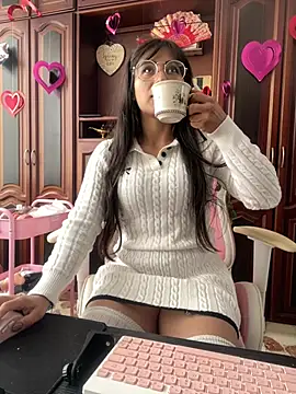 Jade Zephyra online show from March 10, 2026, 7:51 pm