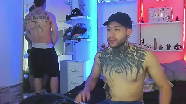 Snapshot of _tatho_perovich_ chatting on December 20, 2024, 5:04 am tatho perovich online show from December 20, 2024, 5:04 am