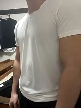 YU-KI00 online show from November 2, 2025, 12:21 pm