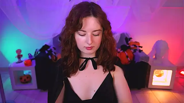 Snapshot of AnnTerry_ chatting on October 31, 2025, 12:57 pm AnnTerry online show from October 31, 2025, 12:57 pm