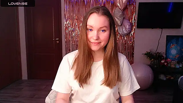 janeBlossom  online show from February 10, 2025, 5:30 pm