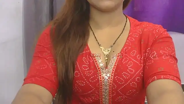 cutie-taara online show from October 10, 2025, 4:13 am