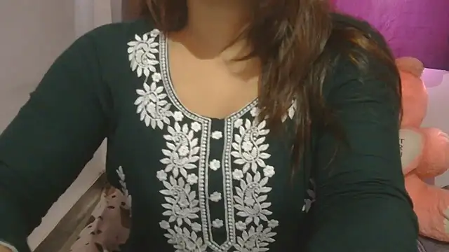 Snapshot of cutie-taara chatting on July 31, 2026, 3:50 am cutie-taara online show from July 31, 2026, 3:50 am