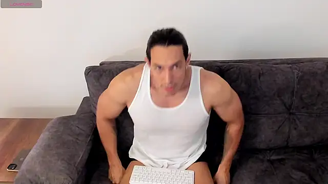 Snapshot of Lorenzoferrec chatting on April 25, 2026, 12:13 am Lorenzoferrec online show from April 25, 2026, 12:13 am