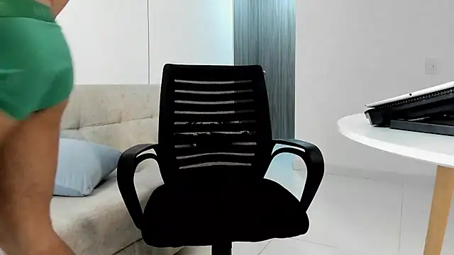 Snapshot of JuanDiegoKing chatting on October 15, 2025, 1:26 am JuanDiegoKing online show from October 15, 2025, 1:26 am