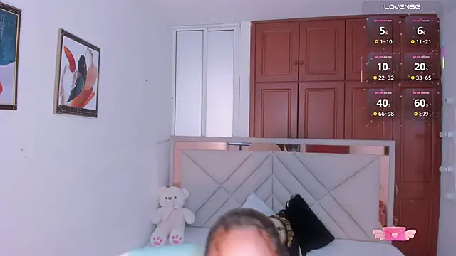 zulyjones online show from May 1, 2026, 1:05 pm