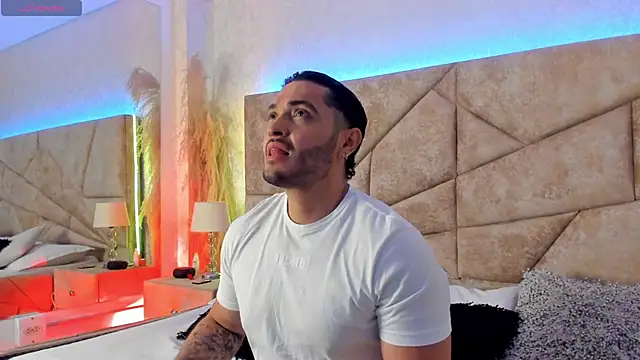 JossAckland online show from February 1, 2026, 7:01 pm