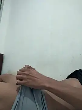 Snapshot of DaviRaimundoSantos chatting on December 16, 2025, 11:20 pm DaviRaimundoSantos online show from December 16, 2025, 11:20 pm