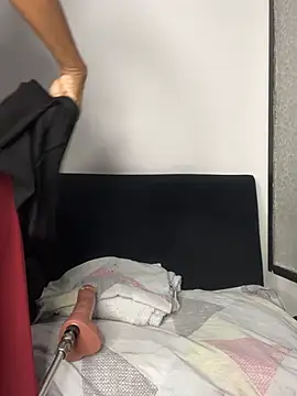 chiquimaturesexy online show from June 7, 2026, 3:28 pm