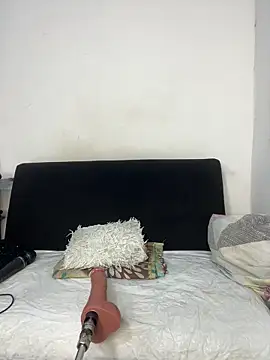 chiquimaturesexy online show from June 30, 2026, 11:05 pm