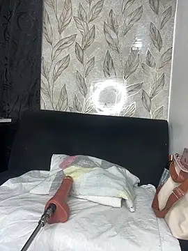 chiquimaturesexy online show from April 26, 2026, 5:32 pm