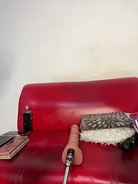 chiquimaturesexy online show from July 28, 2026, 9:25 pm