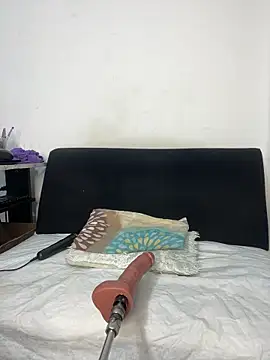 chiquimaturesexy online show from June 16, 2026, 9:26 pm