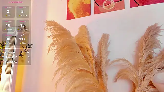 Snapshot of VICTORIA_RASH chatting on February 3, 2025, 8:57 pm VICTORIA RASH online show from February 3, 2025, 8:57 pm