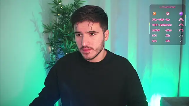 Snapshot of Tony_Wylie chatting on December 3, 2025, 10:14 am Tony Wylie online show from December 3, 2025, 10:14 am