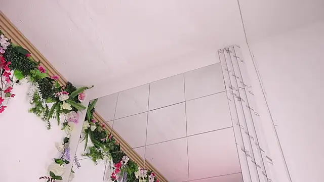 Snapshot of justnala_ chatting on December 14, 2025, 8:09 am justnala online show from December 14, 2025, 8:09 am