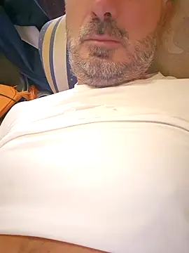 Snapshot of 1talianBeutifulCock chatting on September 26, 2025, 12:23 pm 1talianBeutifulCock online show from September 26, 2025, 12:23 pm