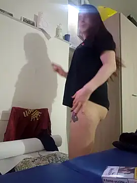 perla97 online show from March 22, 2026, 2:40 pm