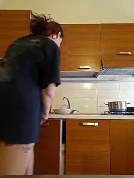 perla97 online show from March 6, 2026, 12:33 pm