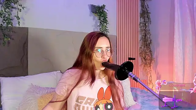 Snapshot of centaurigirl chatting on March 22, 2026, 4:38 am centaurigirl online show from March 22, 2026, 4:38 am