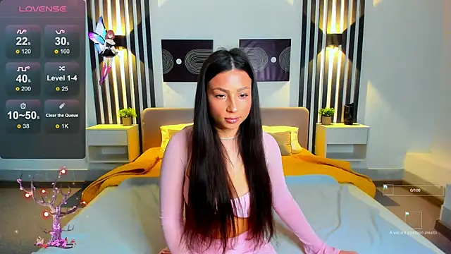 Snapshot of Tanita_Lambic chatting on November 12, 2025, 2:15 am Tanita Lambic online show from November 12, 2025, 2:15 am