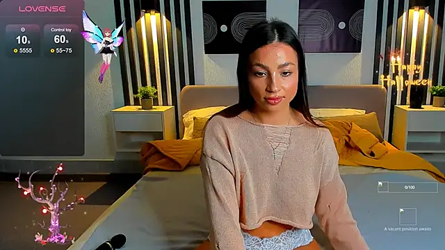 Snapshot of Tanita_Lambic chatting on October 10, 2025, 1:50 am Tanita Lambic online show from October 10, 2025, 1:50 am