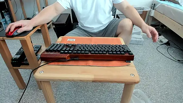 Snapshot of hachunemiku chatting on November 17, 2025, 10:14 pm hachunemiku online show from November 17, 2025, 10:14 pm