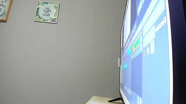 agussaenz online show from January 7, 2025, 9:57 pm