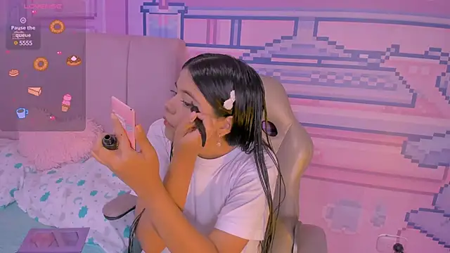  18alice online show from March 1, 2025, 2:37 am