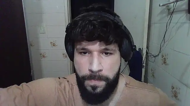 Snapshot of Cauan-t chatting on January 14, 2025, 9:09 pm Cauan-t online show from January 14, 2025, 9:09 pm