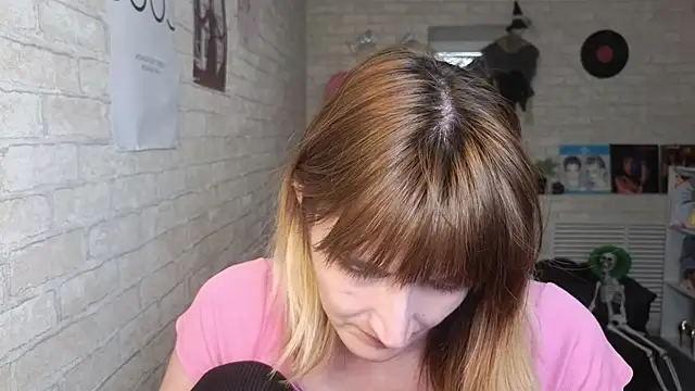 Nika Kitten online show from April 23, 2026, 12:40 pm