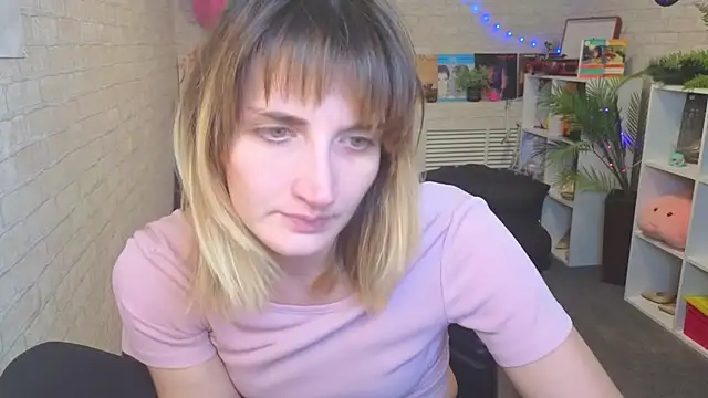 Nika Kitten online show from February 10, 2026, 10:47 am