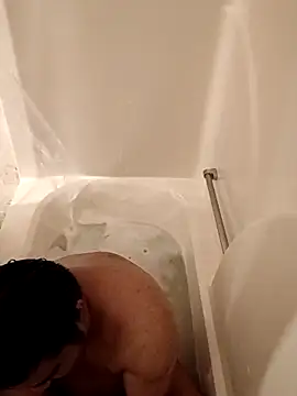 Brickstash online show from April 23, 2026, 3:57 am