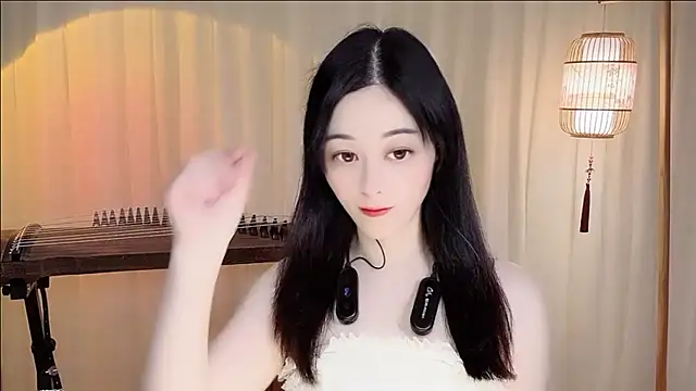 Snapshot of Tian-xin-999 chatting on August 4, 2026, 2:54 pm Tian-xin-999 online show from August 4, 2026, 2:54 pm