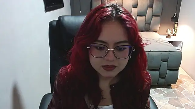 crimson tati  online show from February 13, 2025, 4:22 am