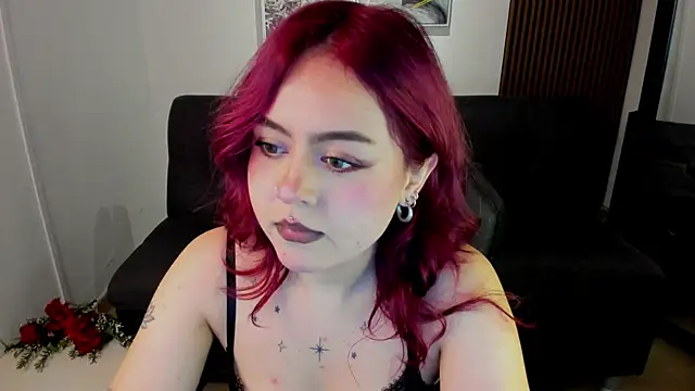 crimson tati  online show from September 18, 2025, 3:42 am