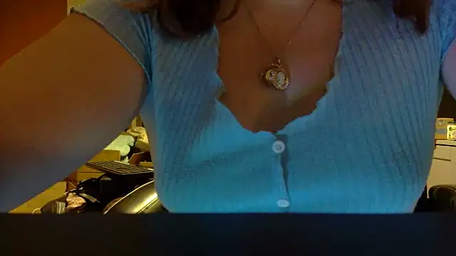 Snapshot of Psychosweety chatting on September 19, 2025, 8:24 pm Psychosweety online show from September 19, 2025, 8:24 pm