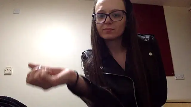 Cerulean online show from December 17, 2025, 6:07 am