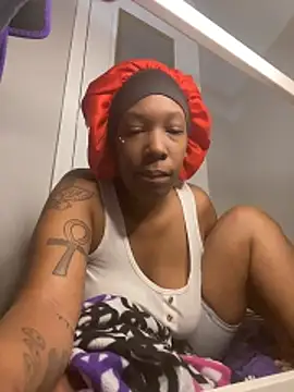 Snapshot of MsSapPhire500 chatting on December 20, 2025, 5:16 pm MsSapPhire500 online show from December 20, 2025, 5:16 pm