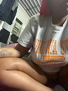 Snapshot of MsSapPhire500 chatting on December 16, 2025, 7:18 pm MsSapPhire500 online show from December 16, 2025, 7:18 pm