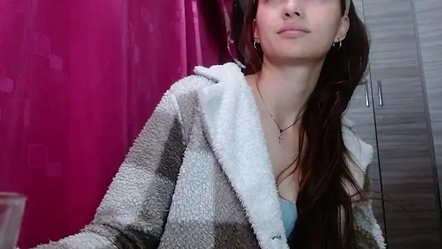 holy juli online show from February 27, 2026, 3:51 am