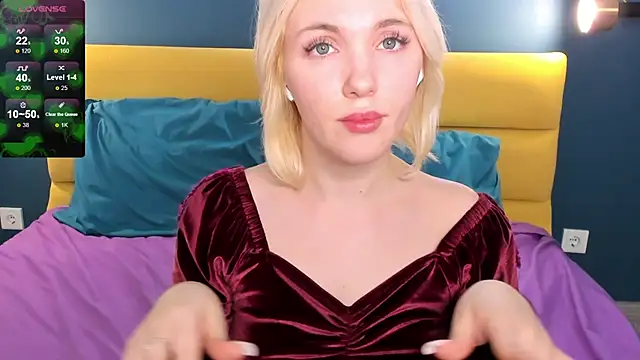 Fluffy Monica online show from January 29, 2025, 11:09 am