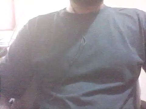 Snapshot of knighttriderr chatting on December 6, 2024, 8:21 am knighttriderr online show from December 6, 2024, 8:21 am