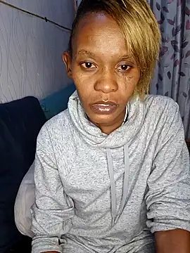 Snapshot of TastyAfrica chatting on November 18, 2025, 7:28 pm TastyAfrica online show from November 18, 2025, 7:28 pm