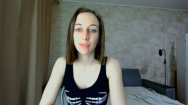 Snapshot of Anika_bloom chatting on June 16, 2026, 10:10 pm Anika bloom online show from June 16, 2026, 10:10 pm