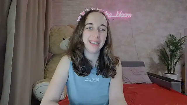 Anika bloom online show from March 13, 2025, 2:27 am