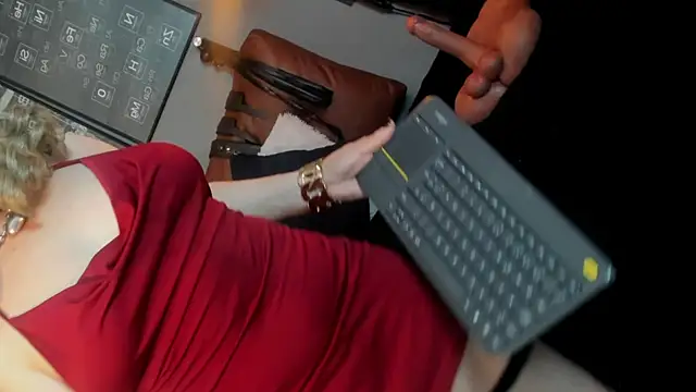 Samantha mature56 online show from August 3, 2026, 9:15 am