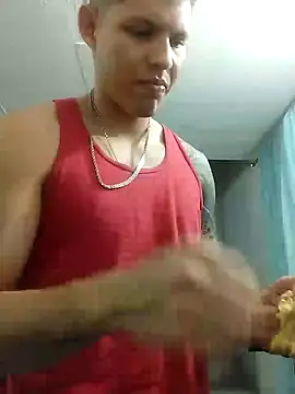 Snapshot of King_russo chatting on March 1, 2025, 5:52 am King russo online show from March 1, 2025, 5:52 am